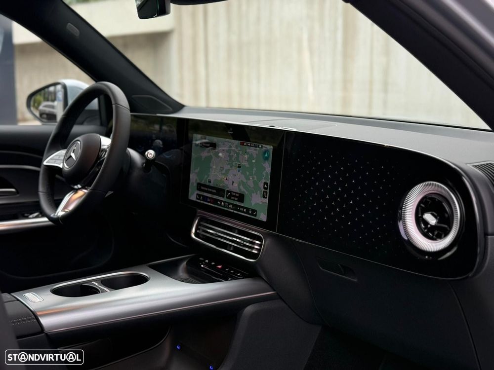 Mercedes-Benz GLB 250+ EQ - 14