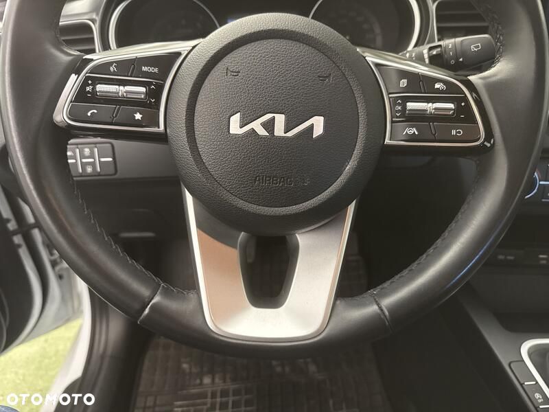 Kia Ceed 1.5 T-GDI M - 13