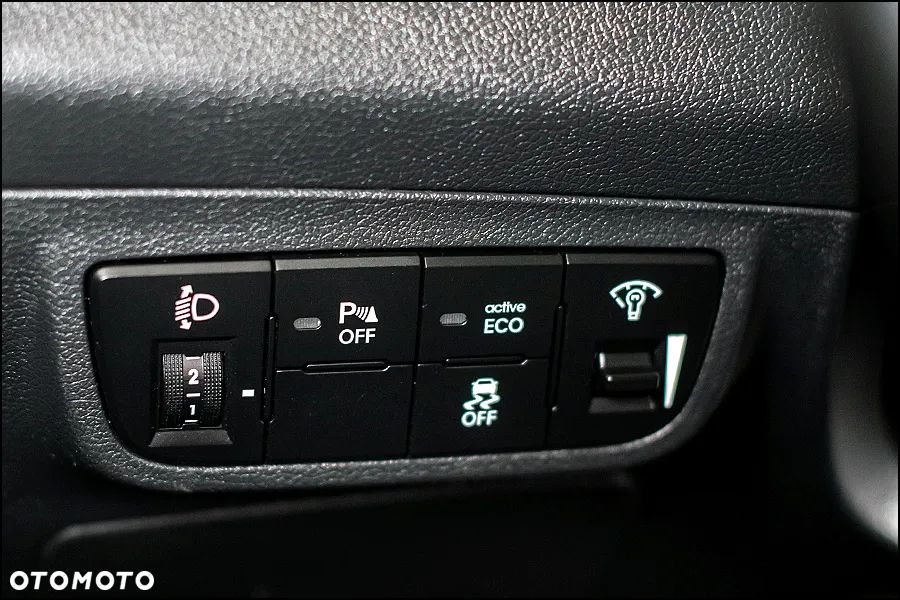 Hyundai Veloster - 29