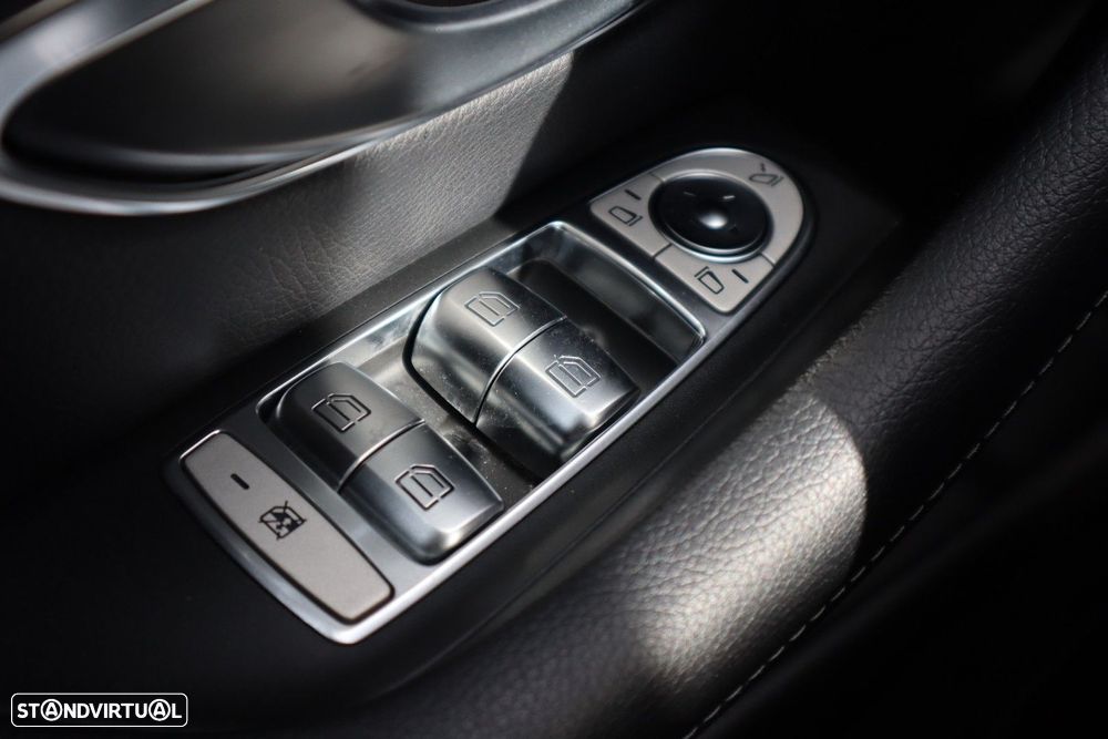 Mercedes-Benz E 220 d 9G-TRONIC AMG Line - 17
