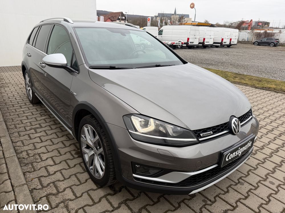 Volkswagen Golf 2.0 TDI DSG 4Motion - 2