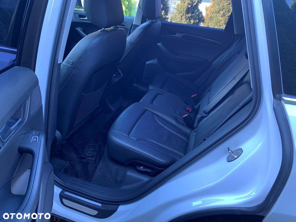 Audi Q5 2.0 TFSI Hybrid Quattro Tiptronic - 12