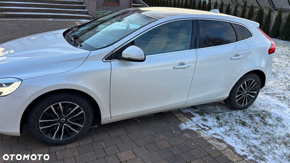 Volvo V40 D2 Inscription - 4