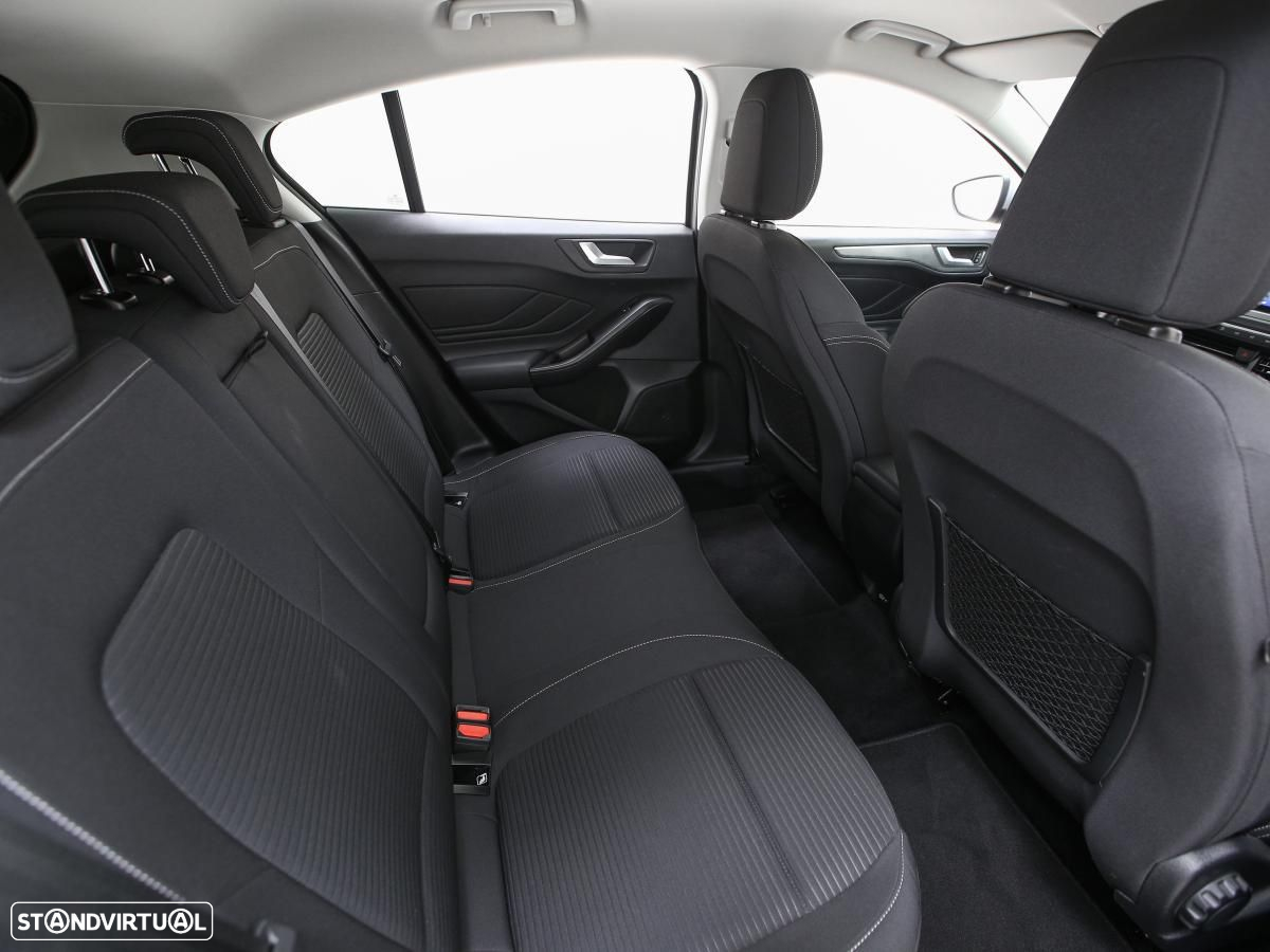 Ford Focus 1.5 TDCi EcoBlue Active - 10