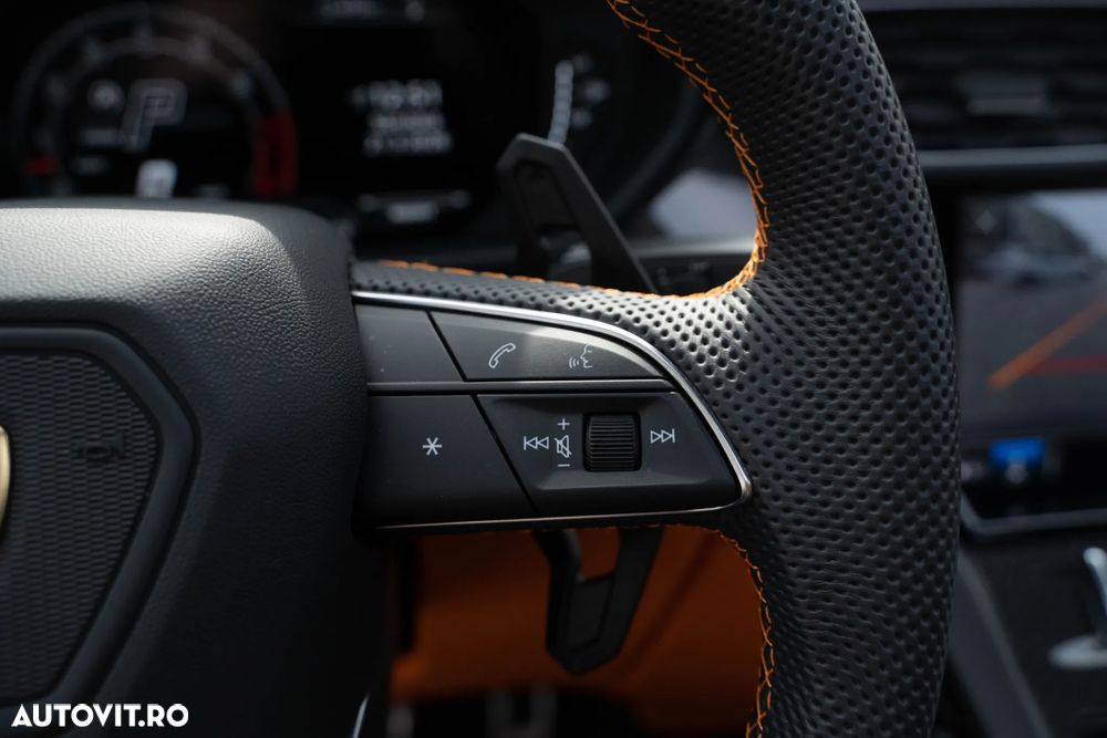 Lamborghini URUS - 13