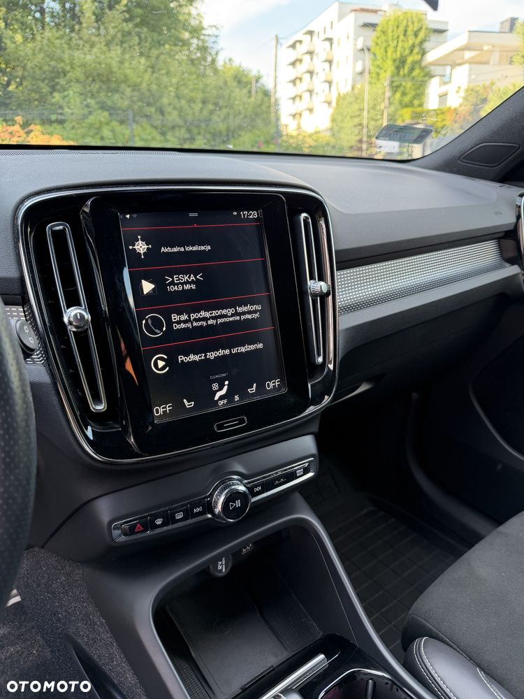 Volvo XC 40 T5 AWD R-Design - 7