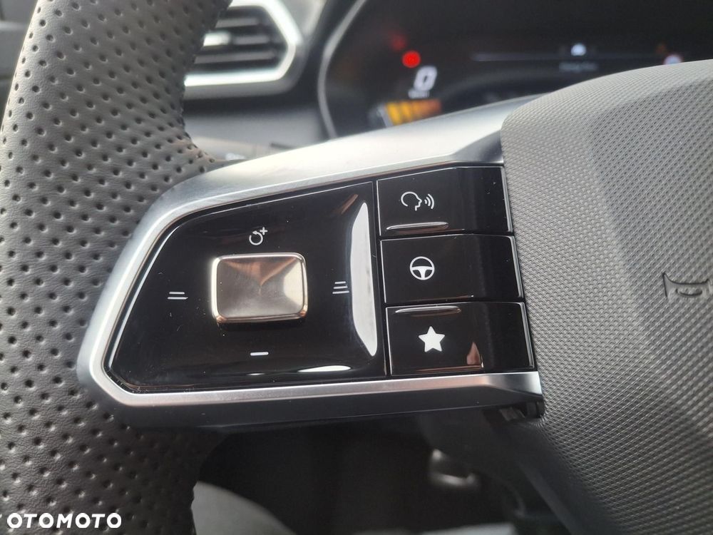 MG ZS 1.5 HEV+ Exclusive - 9