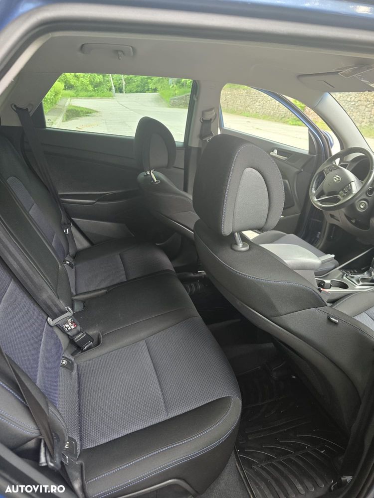 Hyundai Tucson 2.0 CRDI 4WD Automatik Style - 8
