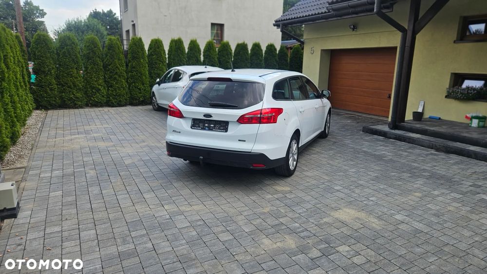 Ford Focus 1.0 EcoBoost Titanium - 5