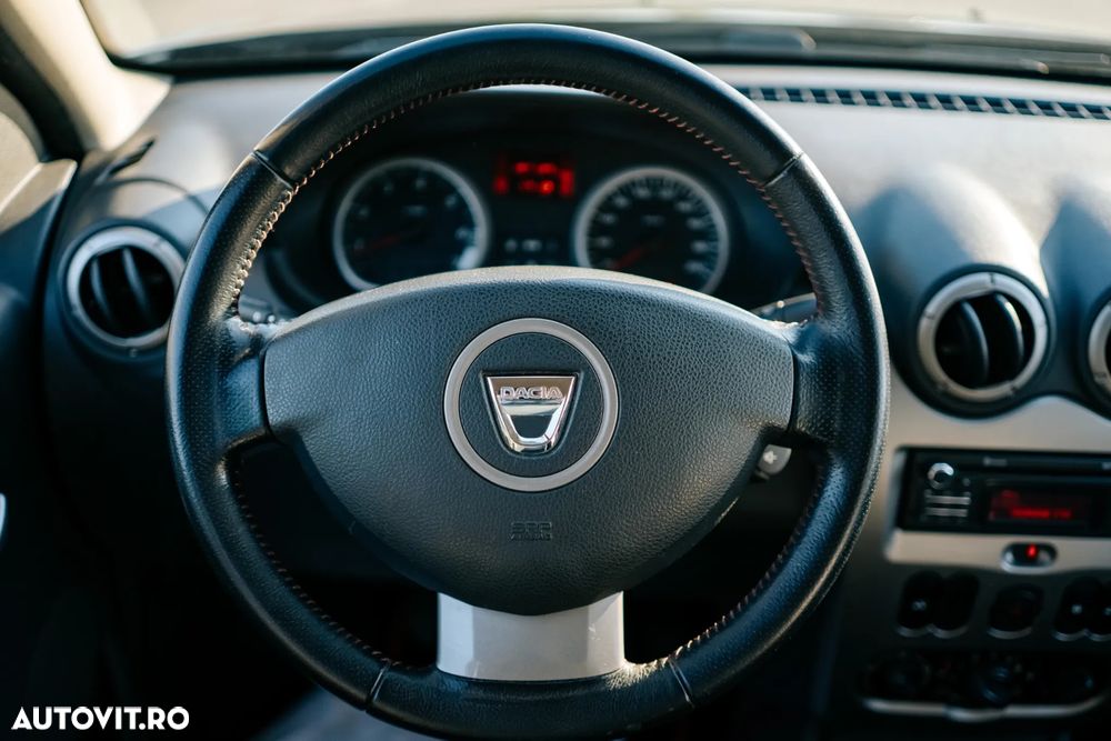 Dacia Duster 1.6 4x2 Prestige - 11
