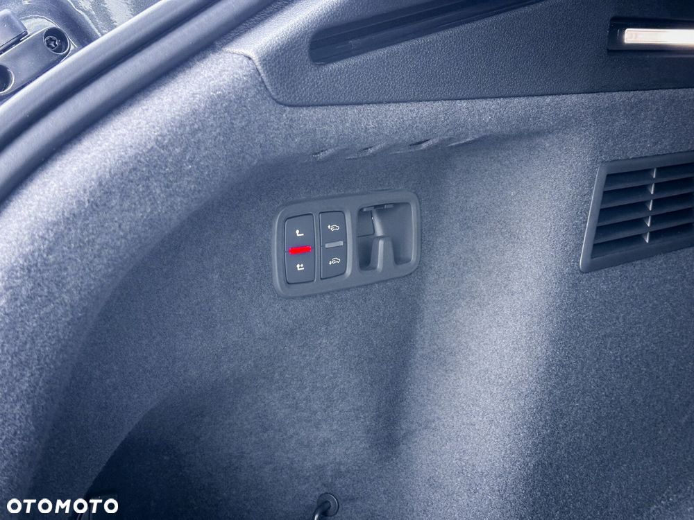 Audi Q8 - 10