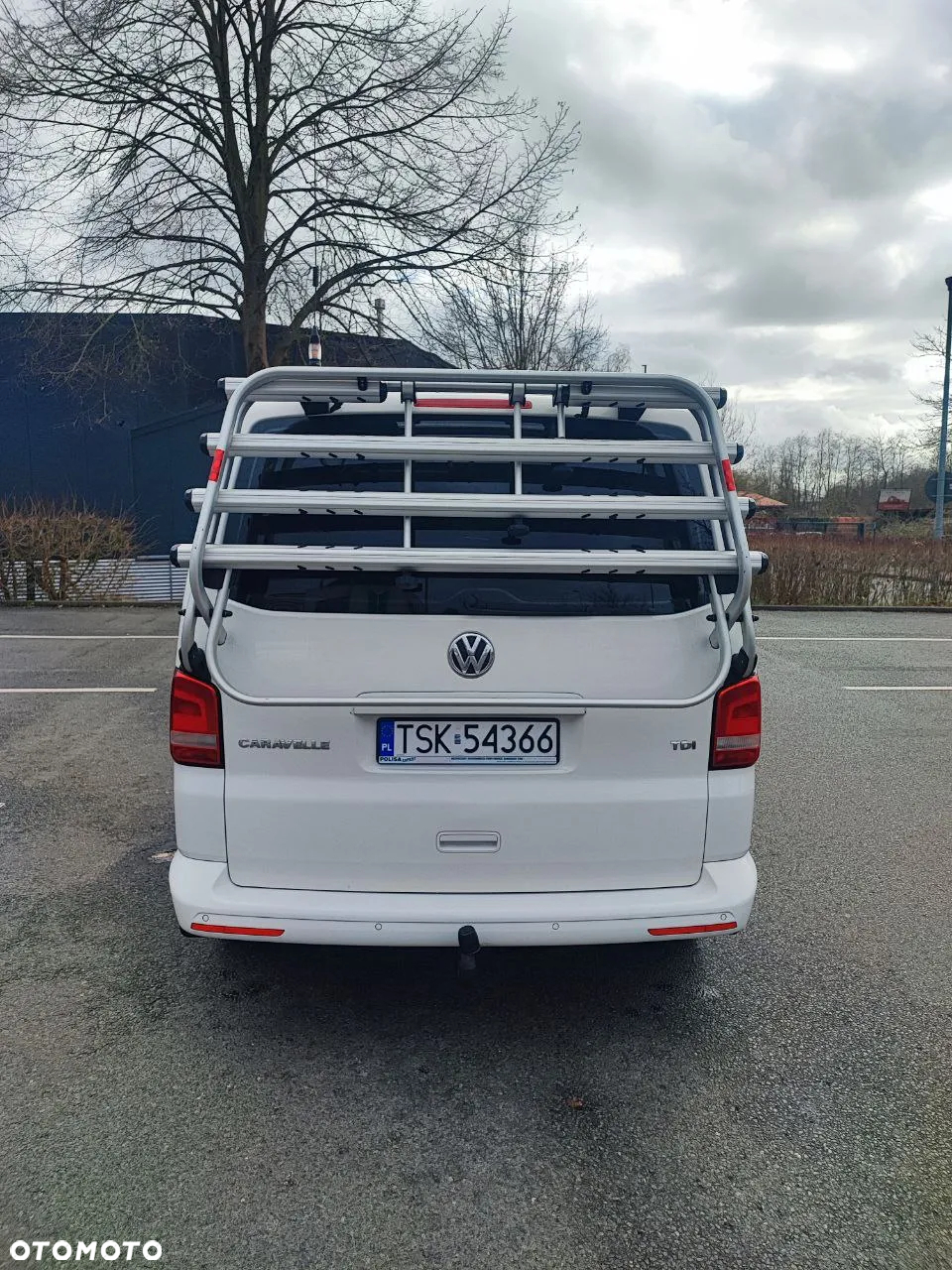 Volkswagen Caravelle - 2