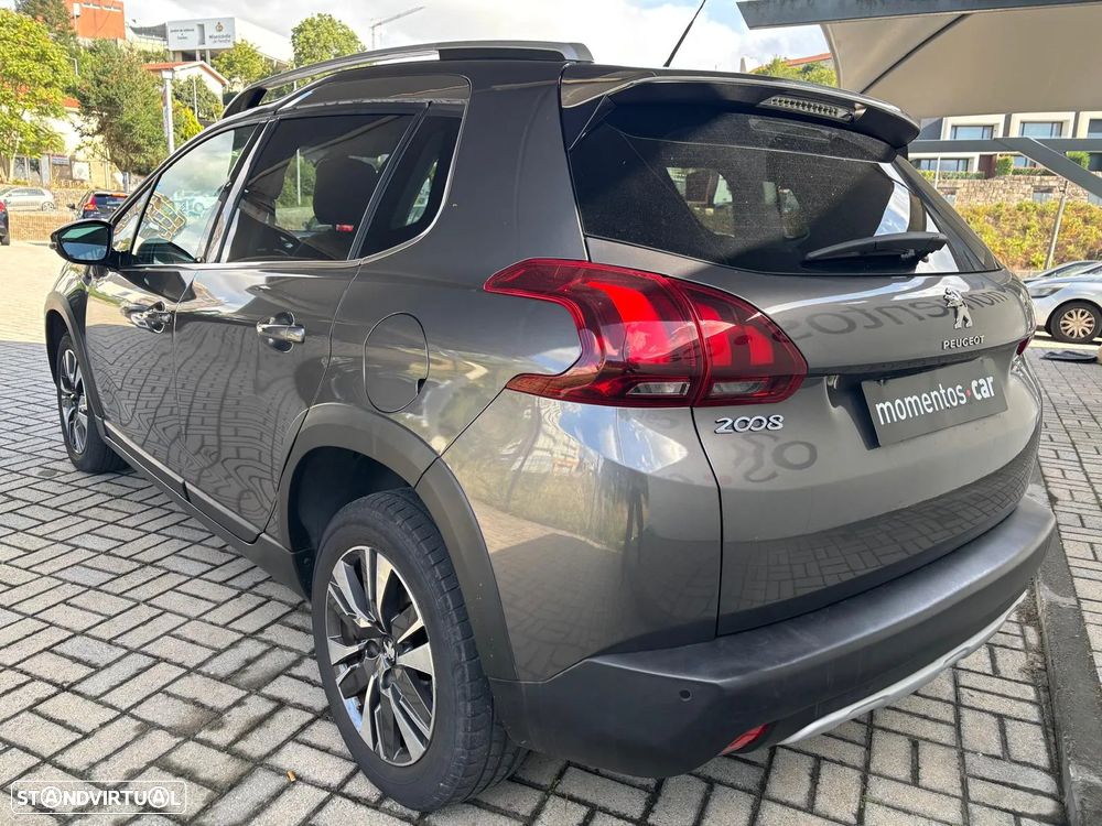 Peugeot 2008 PureTech 82 Allure - 3