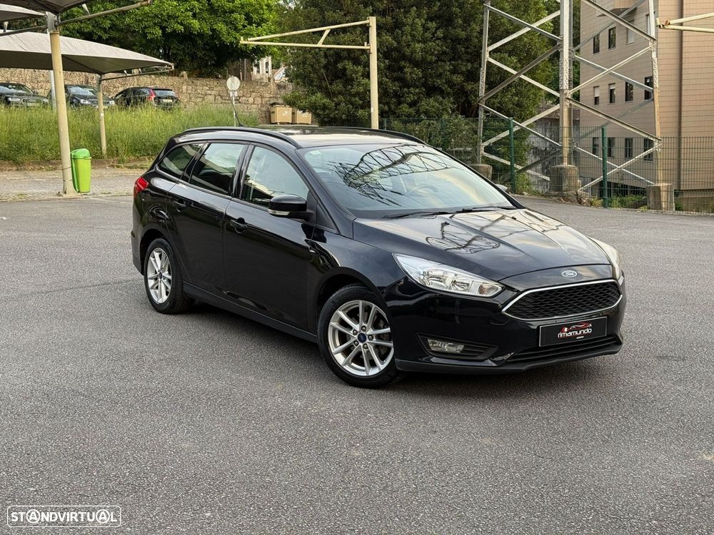 Ford Focus - 1