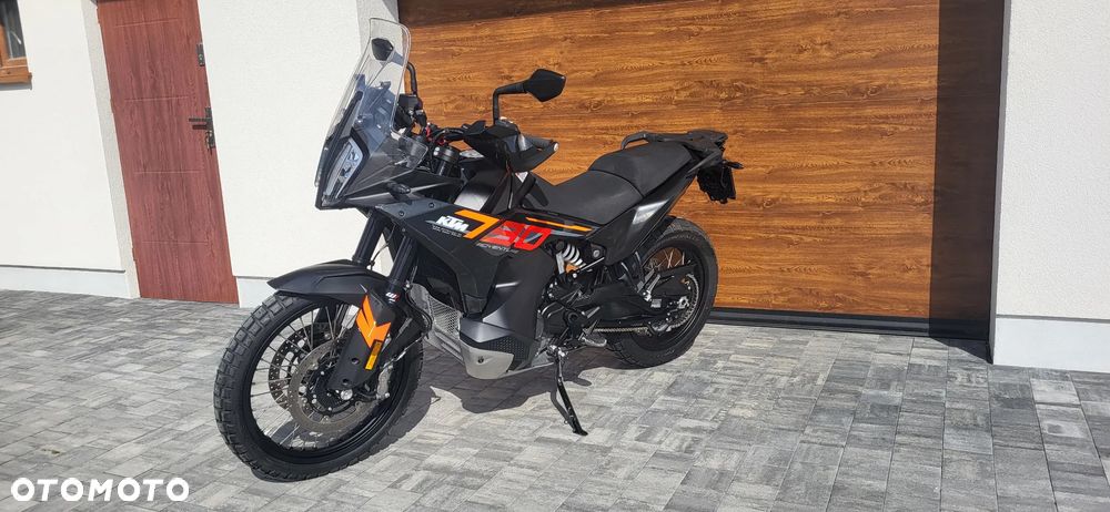 KTM Adventure - 12