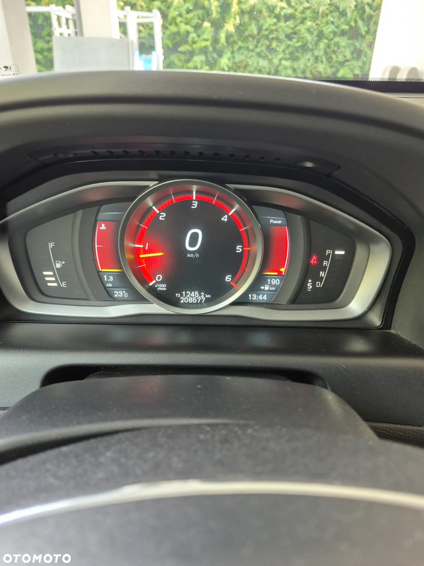Volvo XC 60 D4 AWD Ocean Race - 16