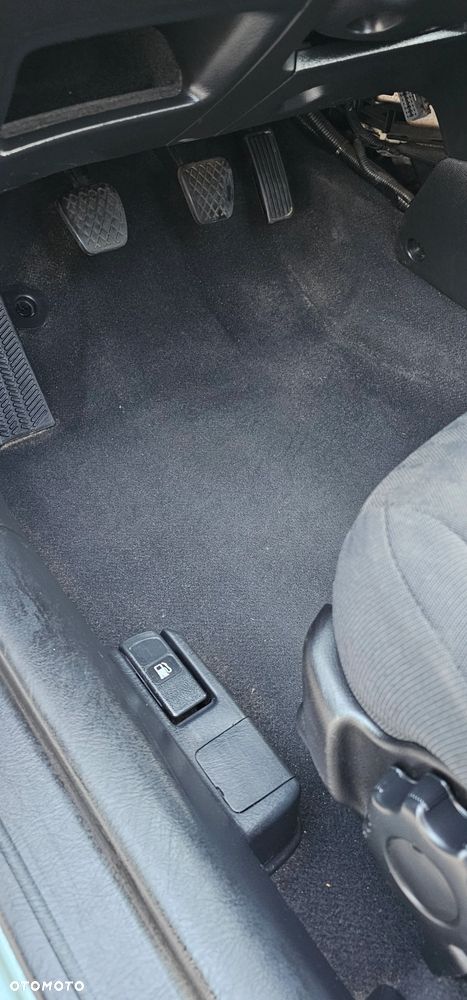 Honda Civic 1.4i LS - 35