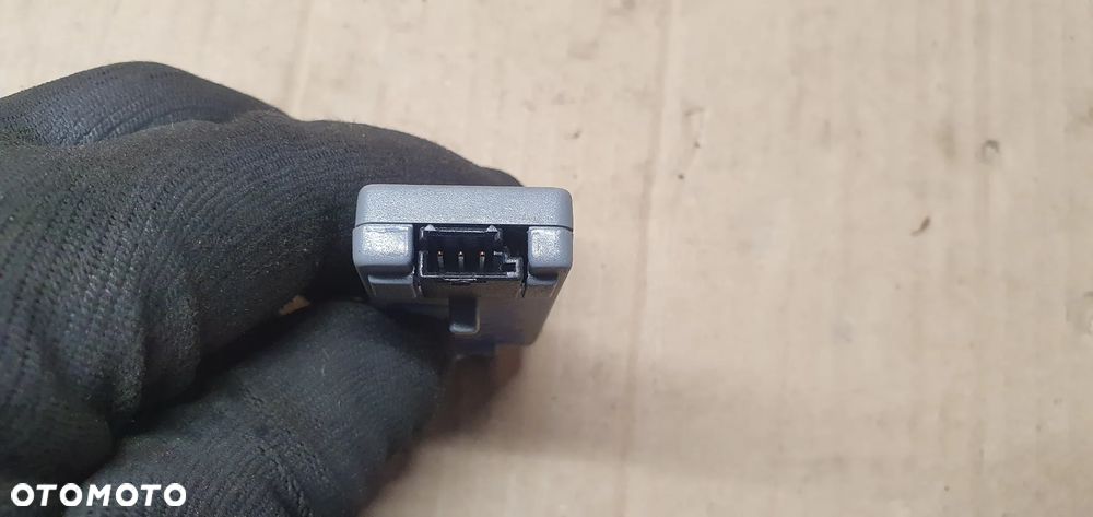 Wzmacniacz anteny moduł VW Touareg 7L6035577 - 4