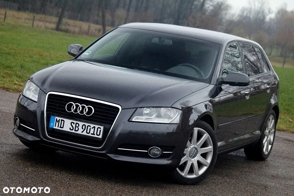 Audi A3 Sportback 1.2 TFSI Attraction - 4