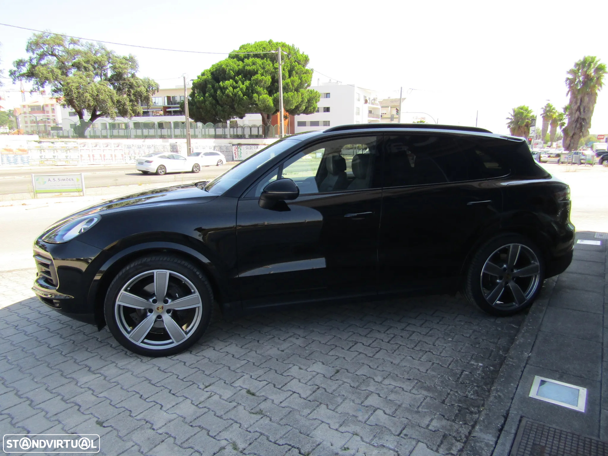 Porsche Cayenne E-Hybrid Platinum Edition - 10