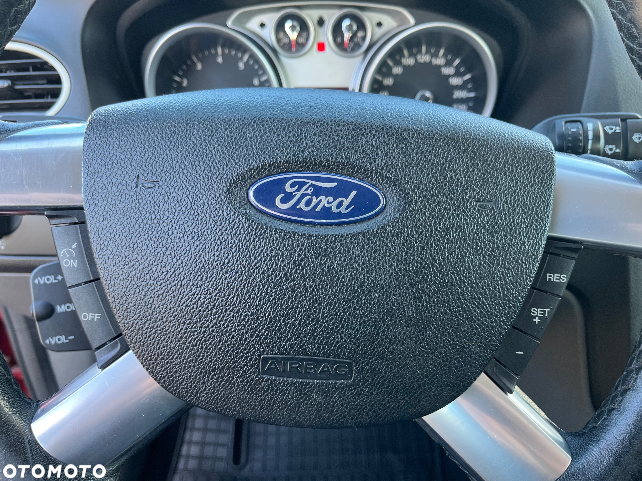 Ford Focus - 15
