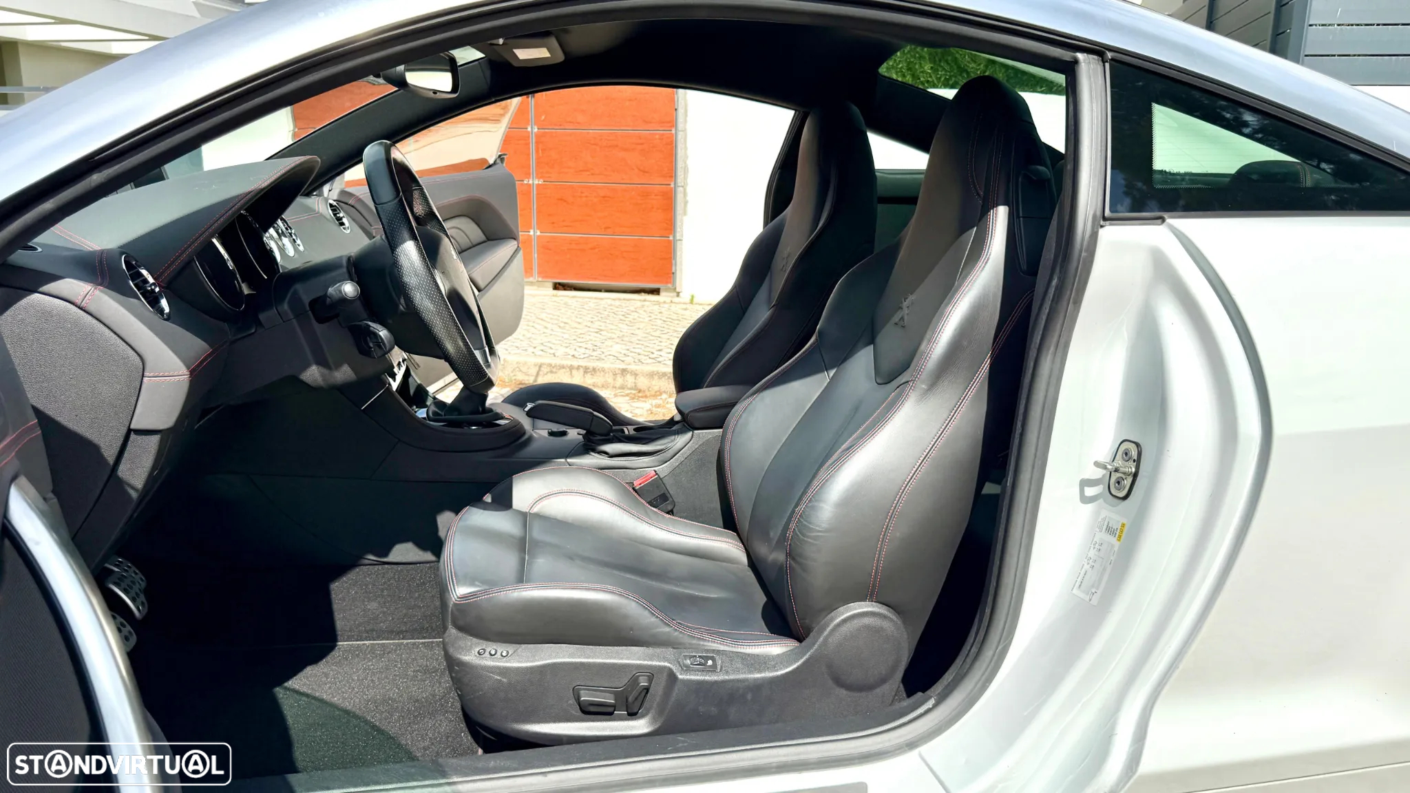 Peugeot RCZ 1.6 200 THP GT-Line - 24