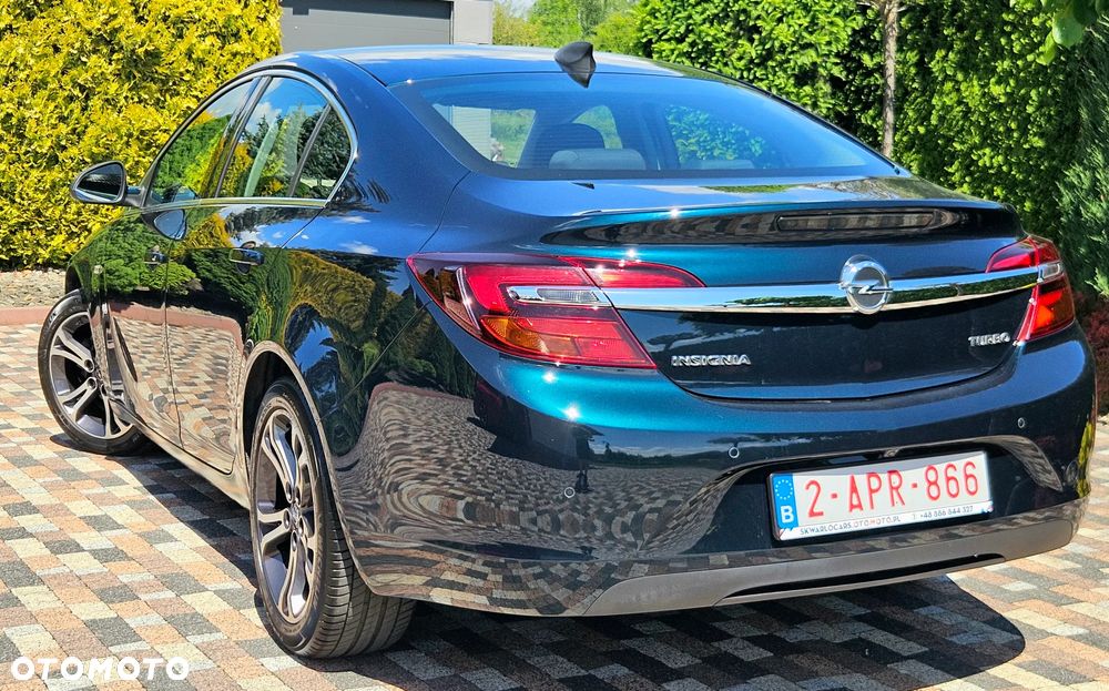 Opel Insignia 1.6 T Cosmo S&S EU6 - 3