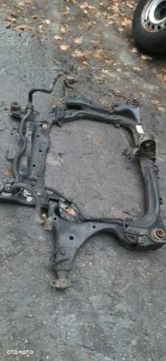 Kia Carens III Carens 3 2.0 crdi  Sanki Belka Kołyska Silnika Zwrotnica piasta tarcza zacisk Macpherson Lewy prawy - 11