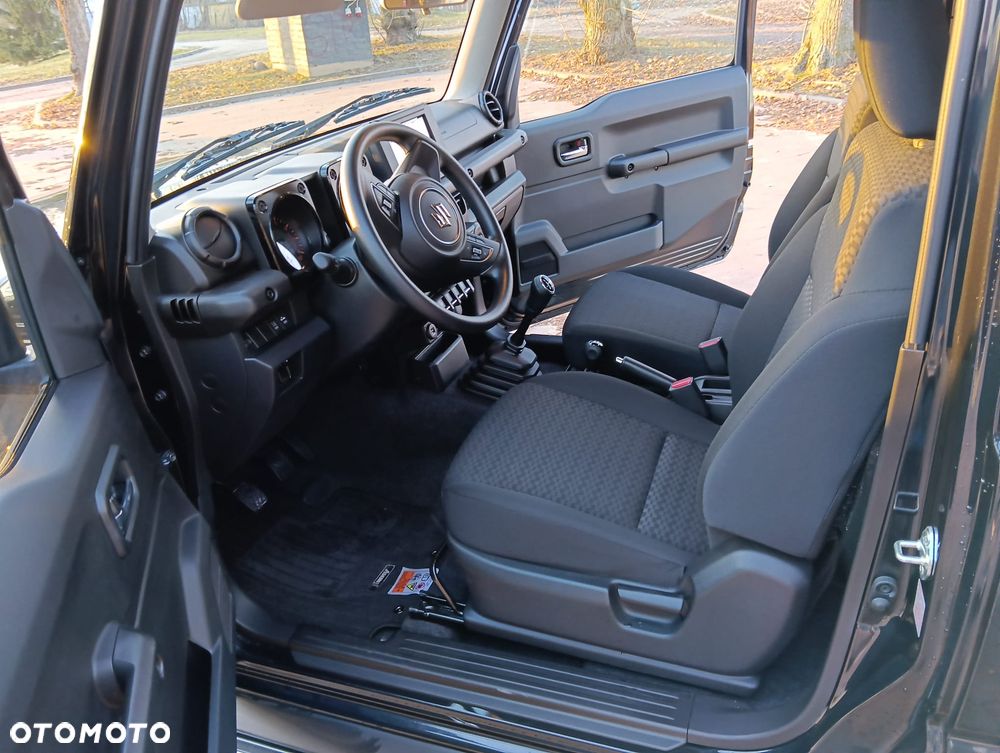 Suzuki Jimny - 12