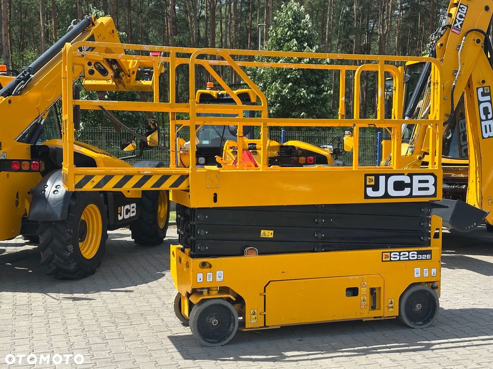 JCB ACCESS S2632E - 6