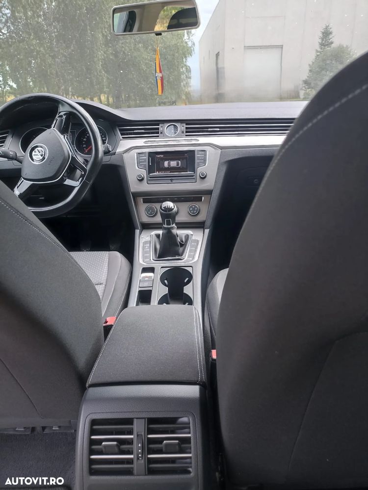 Volkswagen Passat - 7