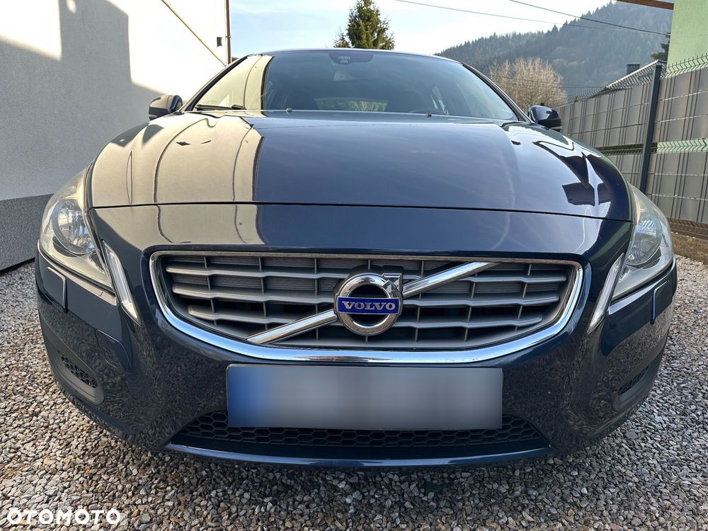 Volvo V60 DRIVe - 17