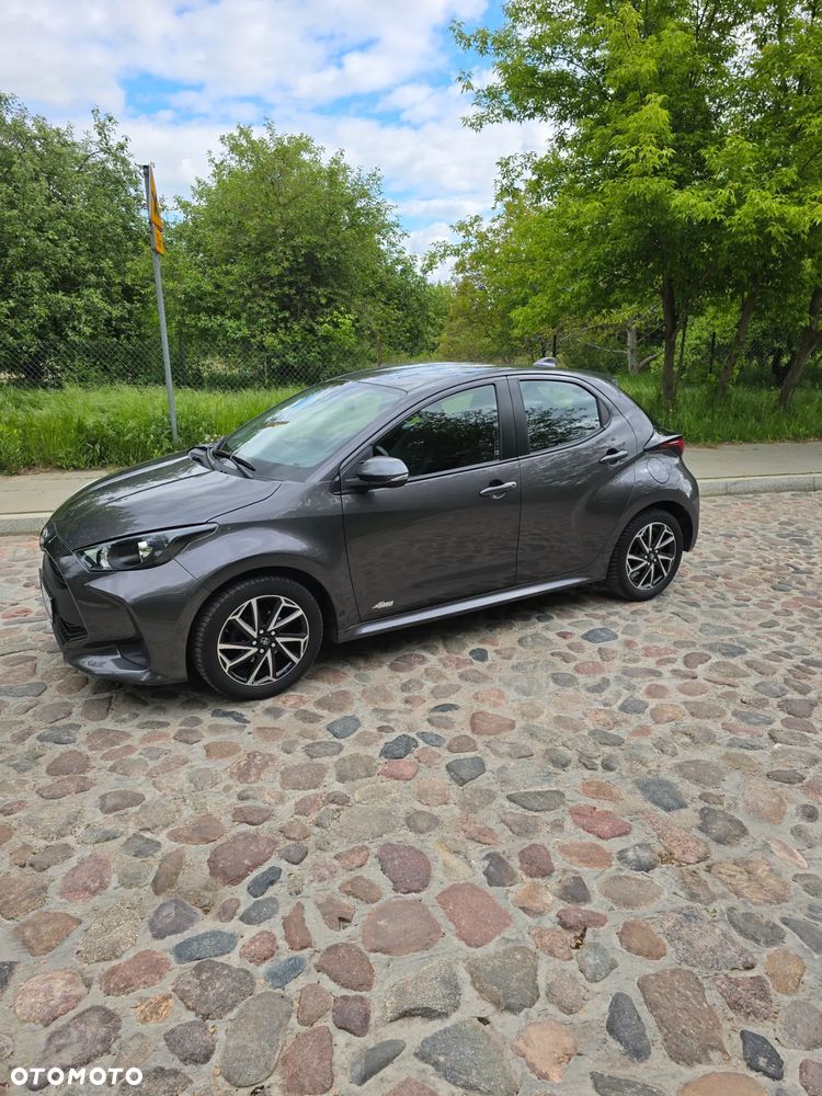 Toyota Yaris 1.0 Premium - 3