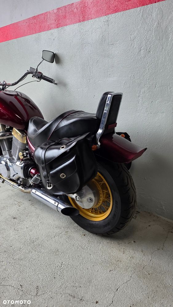 Suzuki Intruder - 20