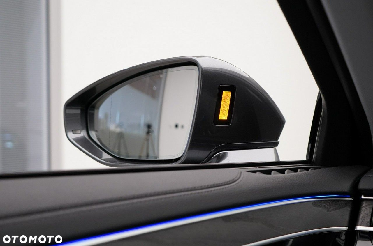 Audi A8 - 25