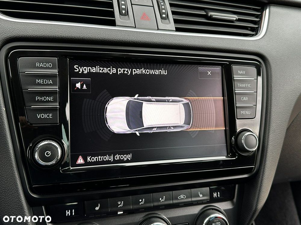 Skoda Octavia 2.0 TDI 4x4 DSG Scout - 26