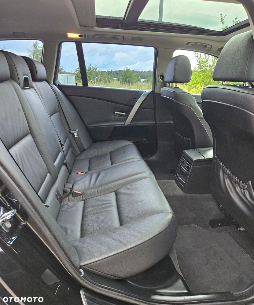 BMW Seria 5 520d - 16