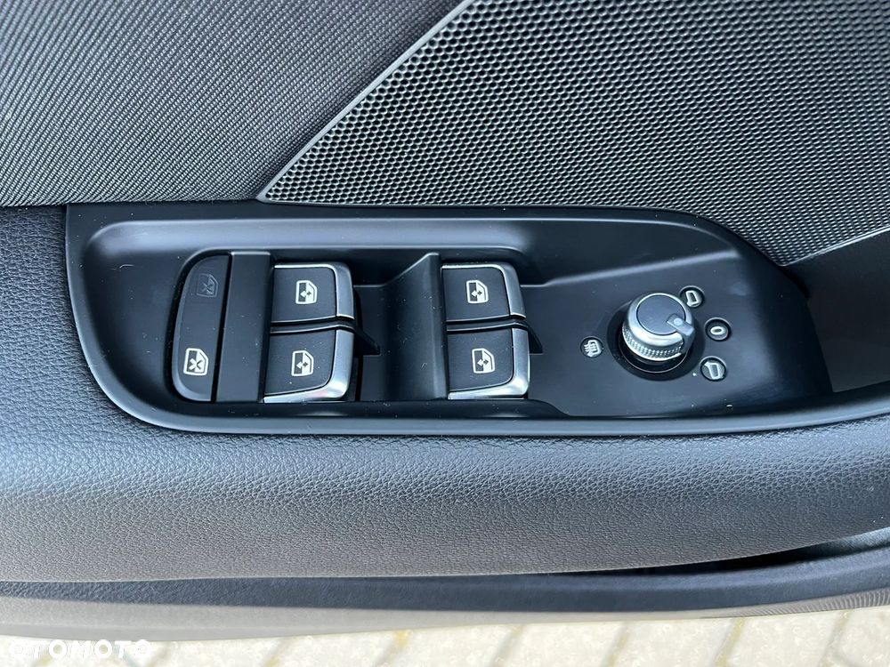 Audi A3 Sportback 2.0 TDI design - 19