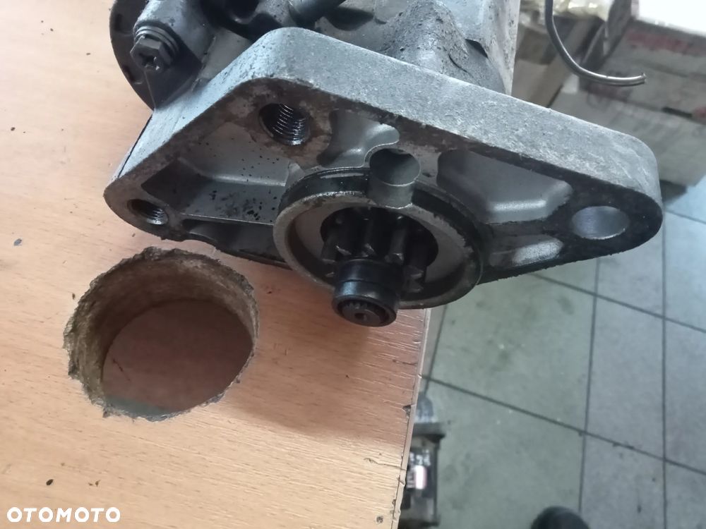 rozrusznik terracan 2.9 crdi - 2