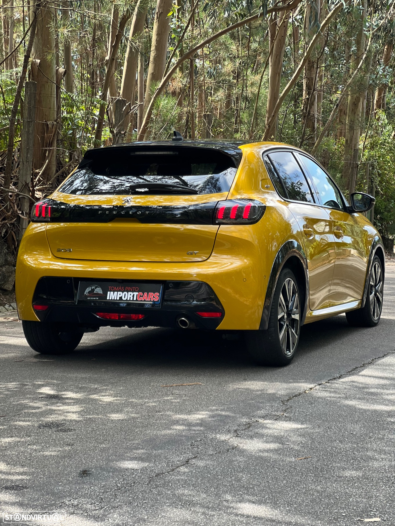 Peugeot 208 1.2 PureTech GT Line - 4