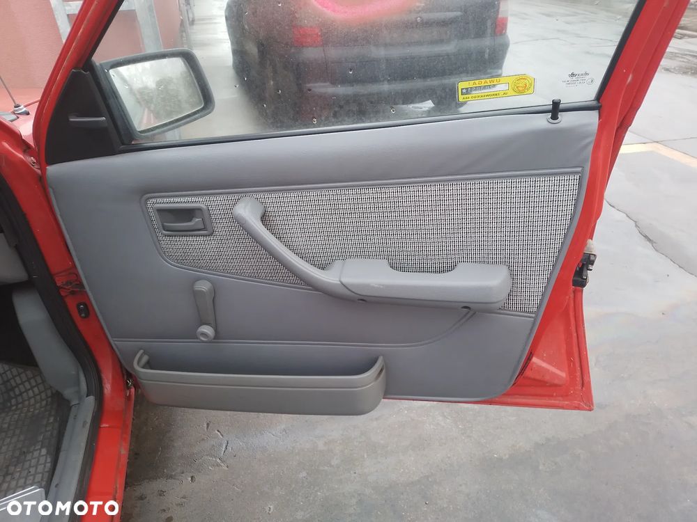 OPEL KADETT E SEDAN  84-89 1.6    ZWROTNICA PRAWA LEWA - 16