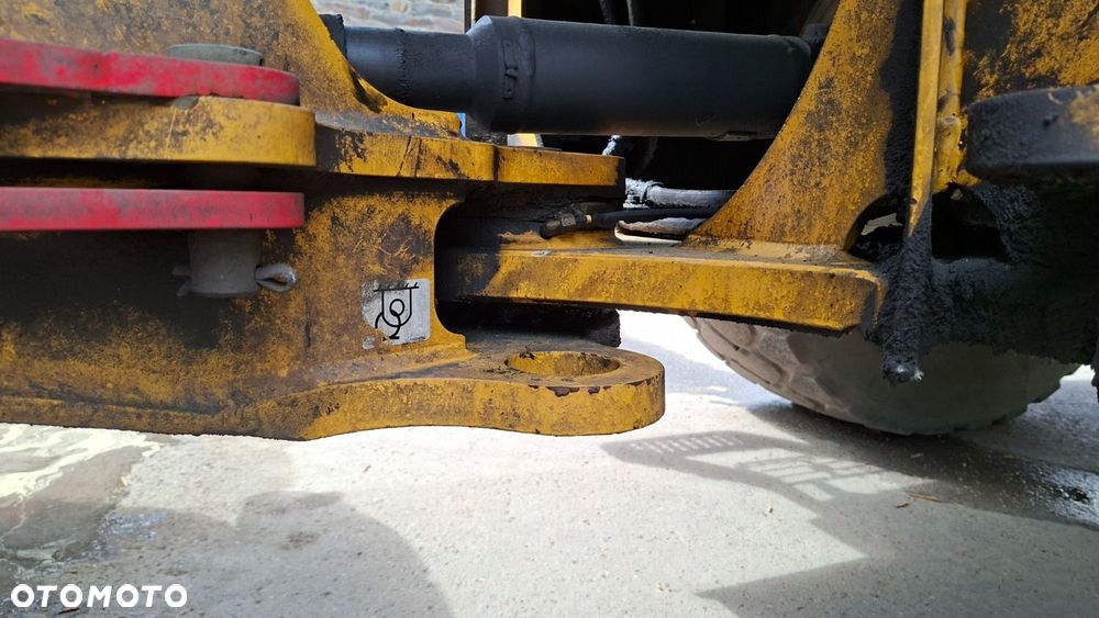 Volvo L 70 H 4X4 - 32