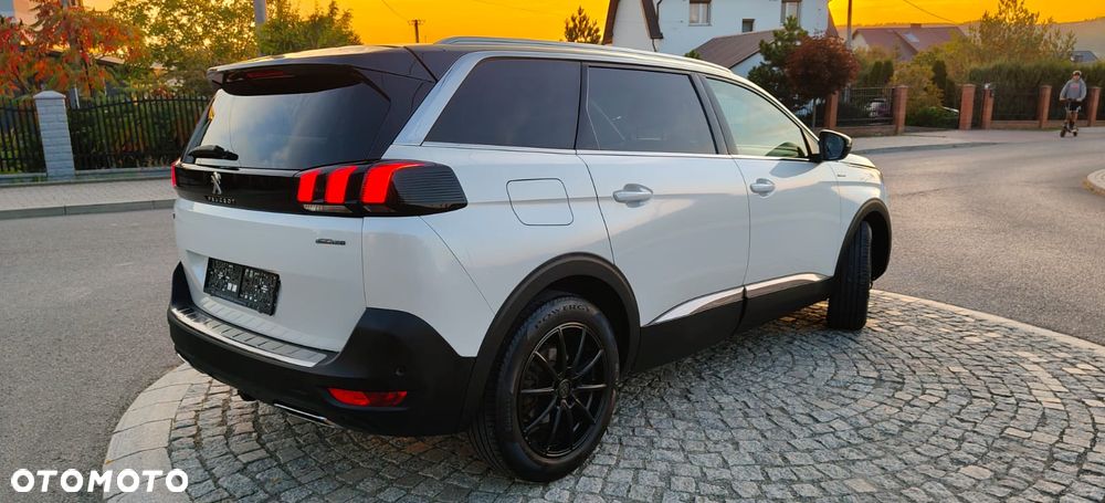 Peugeot 5008 - 4