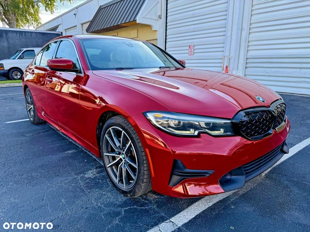 BMW Seria 3 330i M Sport - 1