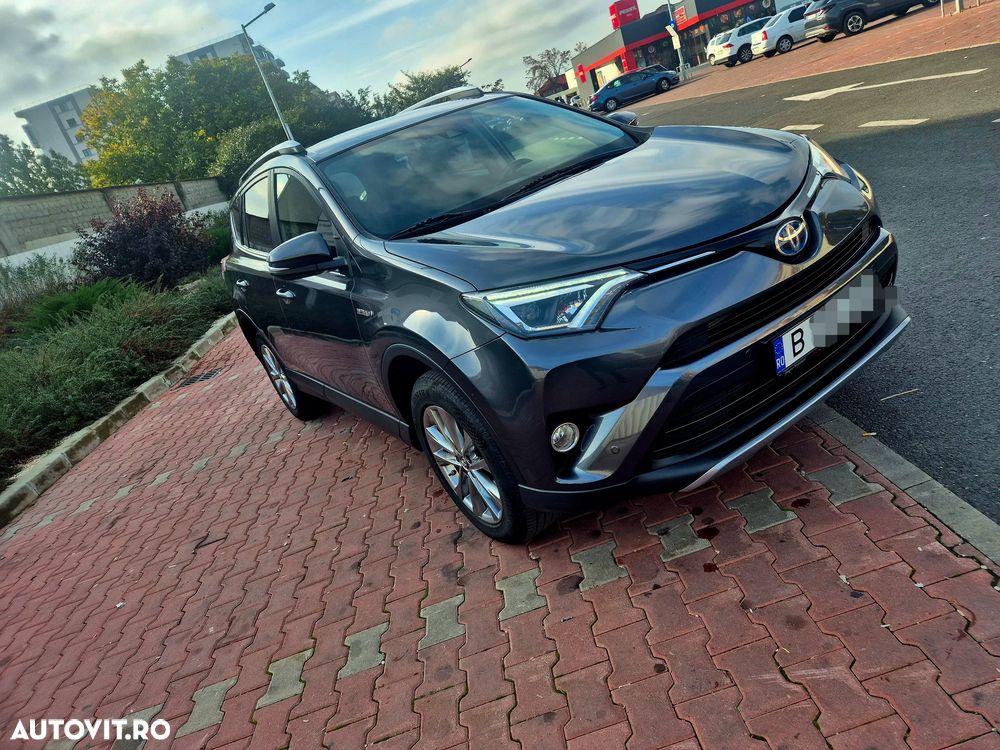 Toyota RAV4 - 2