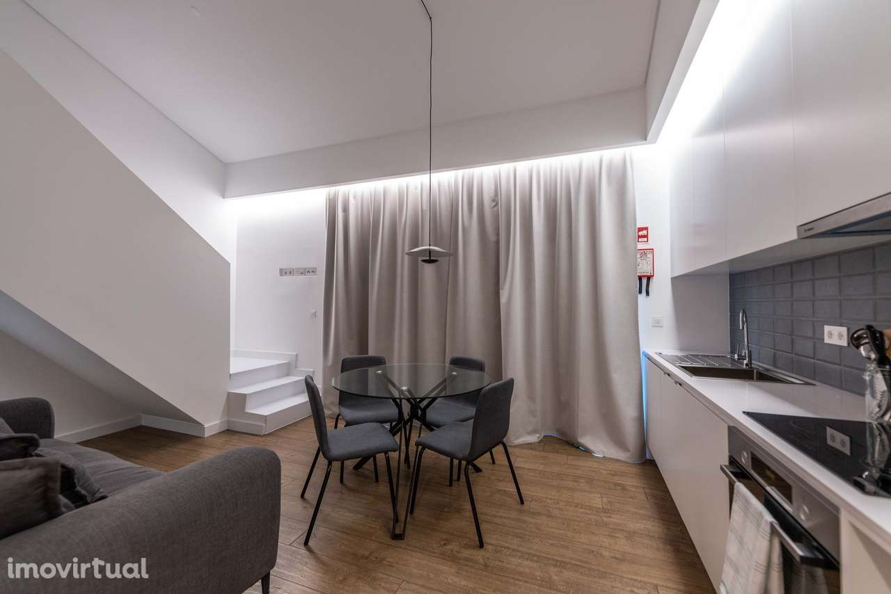 Apartamento T2 (Chicharro) com licença AL no coração de Ponta Delgada - Grande imagem: 3/29