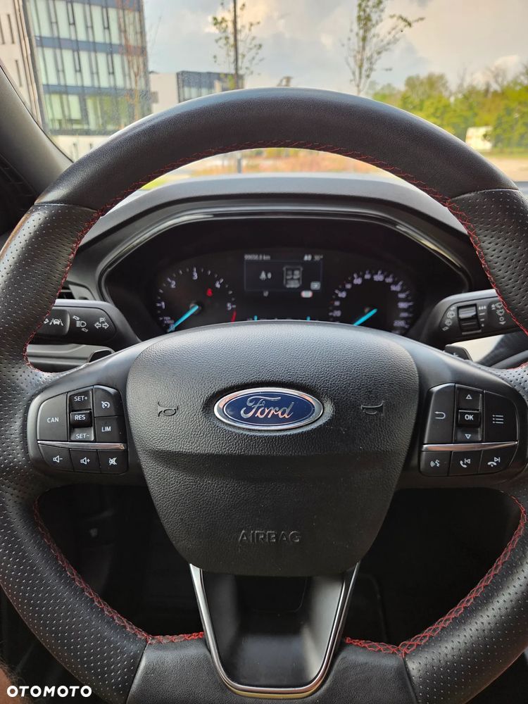 Ford Focus 1.5 EcoBlue Start-Stopp-System ST-LINE - 29