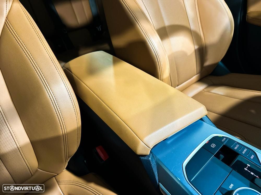 BMW i4 eDrive40 Pack Desportivo M - 36