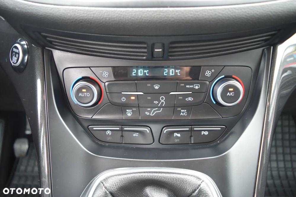 Ford Kuga 2.0 TDCi 4x2 Titanium - 16