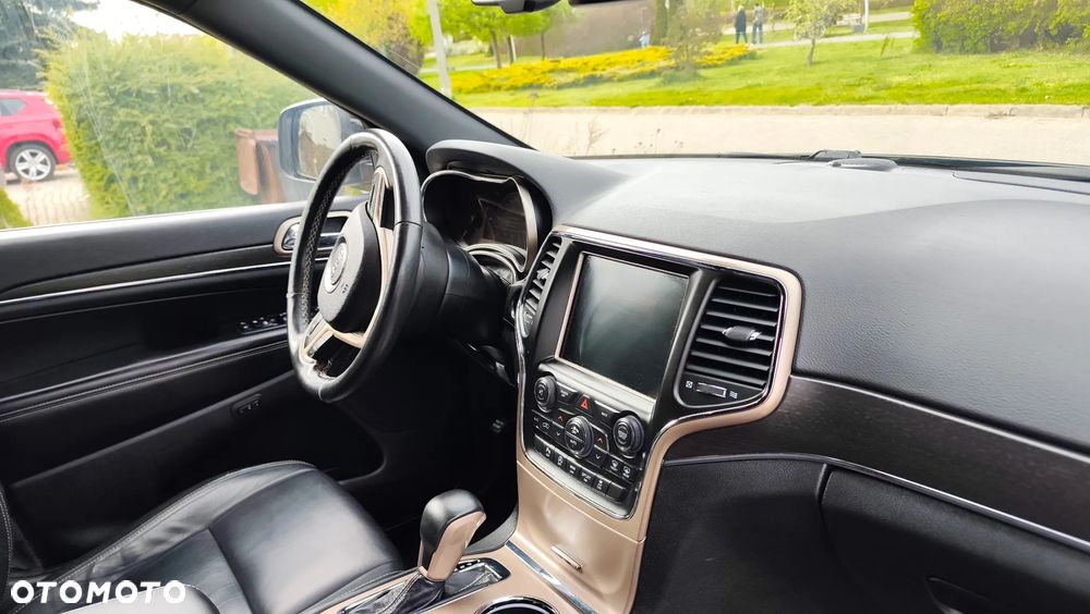 Jeep Grand Cherokee 3.0 CRD Overland Summit - 22
